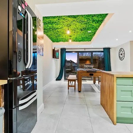 Hanham Homestead - Hot Tub Escape Villa *
